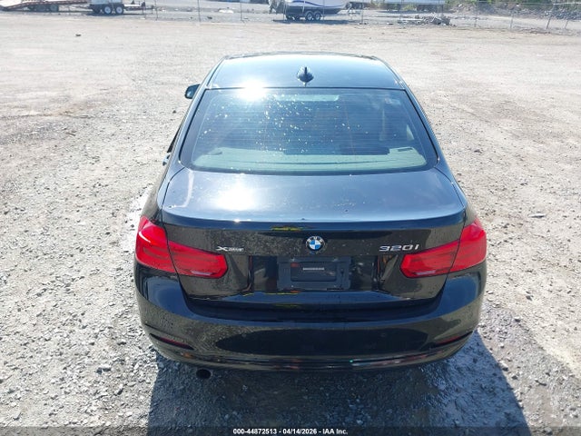 44872513 :رقم المزاد ، WBA8E5G52GNT41591 vin ، 2016 Bmw 320i Xdrive مزاد بيع