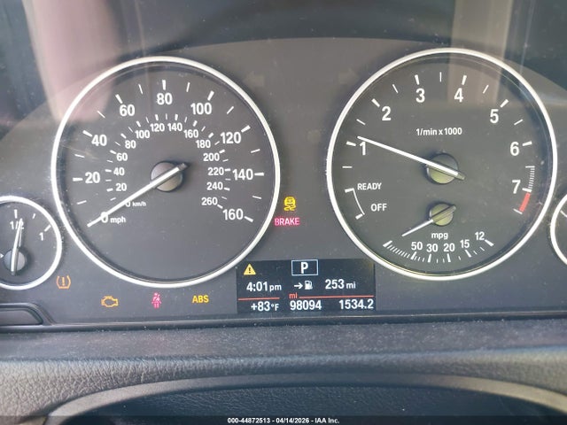 44872513 :رقم المزاد ، WBA8E5G52GNT41591 vin ، 2016 Bmw 320i Xdrive مزاد بيع