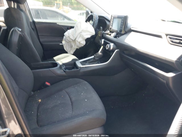 Продаж на аукціоні авто 2021 Toyota Rav4 Xle, vin: 2T3W1RFV5MW110980, номер лоту: 44872528