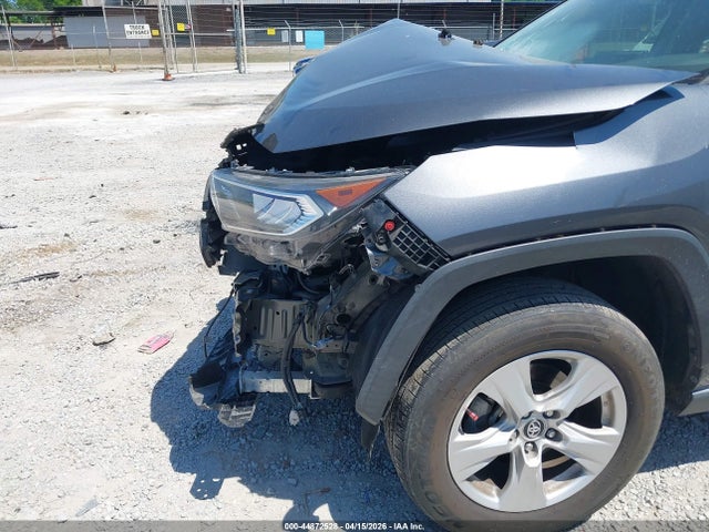 Продаж на аукціоні авто 2021 Toyota Rav4 Xle, vin: 2T3W1RFV5MW110980, номер лоту: 44872528