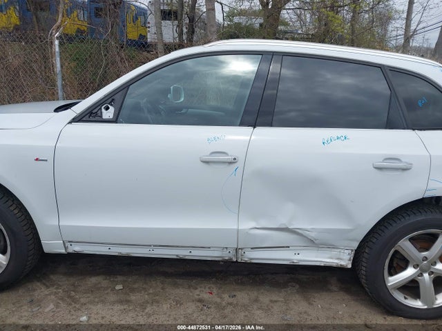 Продажа на аукционе авто 2017 Audi Q5 2.0t Premium, vin: WA1M2AFP0HA072709, номер лота: 44872531