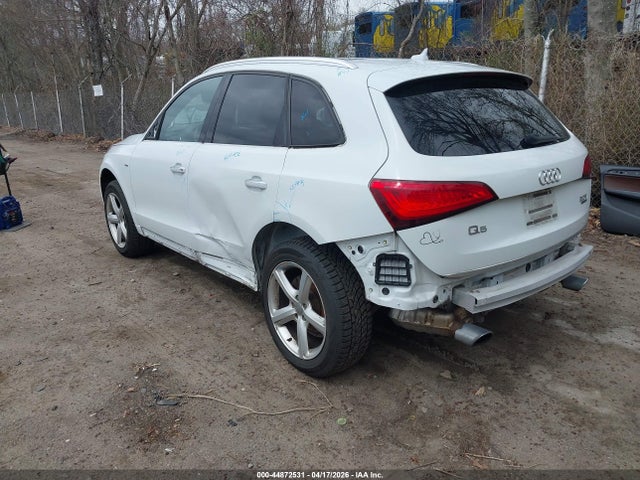Продажа на аукционе авто 2017 Audi Q5 2.0t Premium, vin: WA1M2AFP0HA072709, номер лота: 44872531
