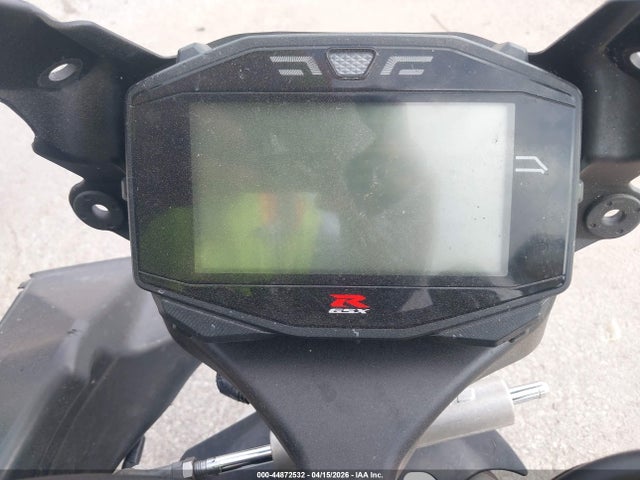 Suzuki GSX-R1000 2023 JS1DM11B2P7100186 Image 7