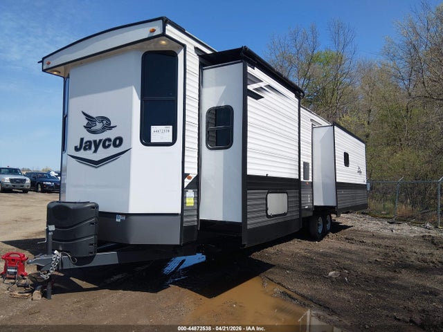 1UJBJ0BV1N11J0085 Jayco Bun40fkds