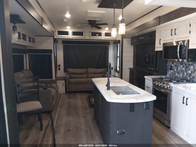1UJBJ0BV1N11J0085 Jayco Bun40fkds