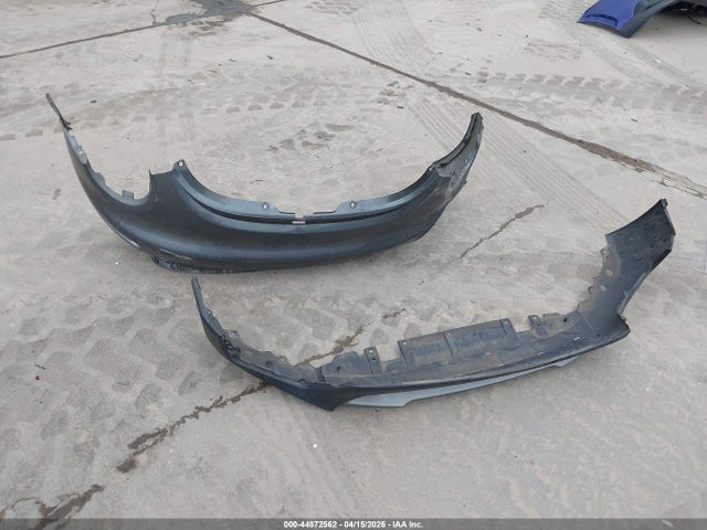 2002 Volkswagen New Beetle Gls მანქანა იყიდება აუქციონზე, vin: 3VWCB21C52M422614, აუქციონის ნომერი: 44872562