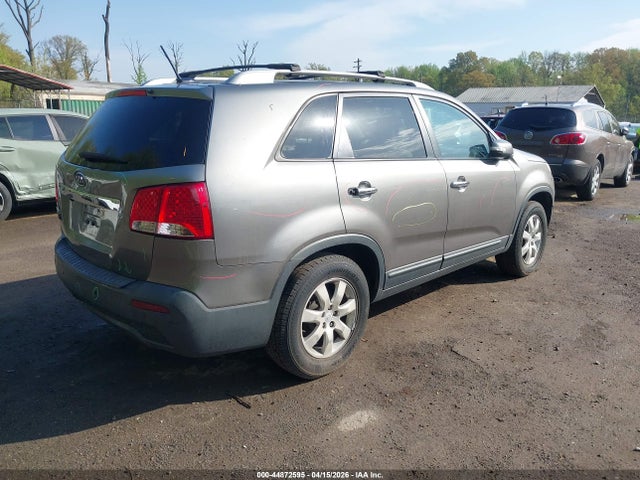 Aukcja sprzedaży 2011 Kia Sorento Lx, vin: 5XYKT3A14BG185661, numer aukcji: 44872595