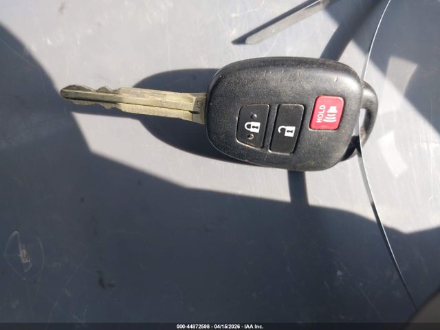 2014 TOYOTA PRIUS C JTDKDTB35E1078152 Photo 10
