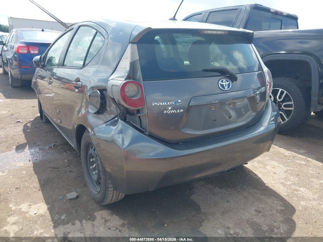 2014 TOYOTA PRIUS C JTDKDTB35E1078152 Photo 2