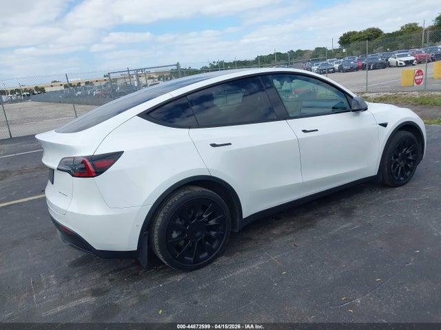 7SAYGDEE6NA012656 Tesla Model Y Long Range Dual Motor All-wheel Drive