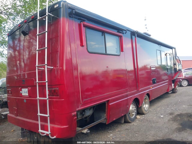 44872604 :رقم المزاد ، 3FCMF53S9XJA26048 vin ، 1999 Ford F550 Super Duty Stripped Chass مزاد بيع