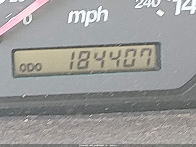 44872610 :رقم المزاد ، 1YVGF22C425299248 vin ، 2002 Mazda 626 Lx مزاد بيع