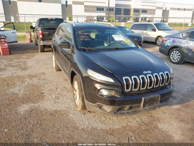44872626 :رقم المزاد ، 1C4PJLLBXJD584847 vin ، 2018 Jeep Cherokee Latitude Plus Fwd مزاد بيع