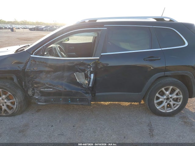 44872626 :رقم المزاد ، 1C4PJLLBXJD584847 vin ، 2018 Jeep Cherokee Latitude Plus Fwd مزاد بيع