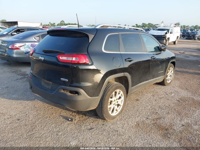 44872626 :رقم المزاد ، 1C4PJLLBXJD584847 vin ، 2018 Jeep Cherokee Latitude Plus Fwd مزاد بيع