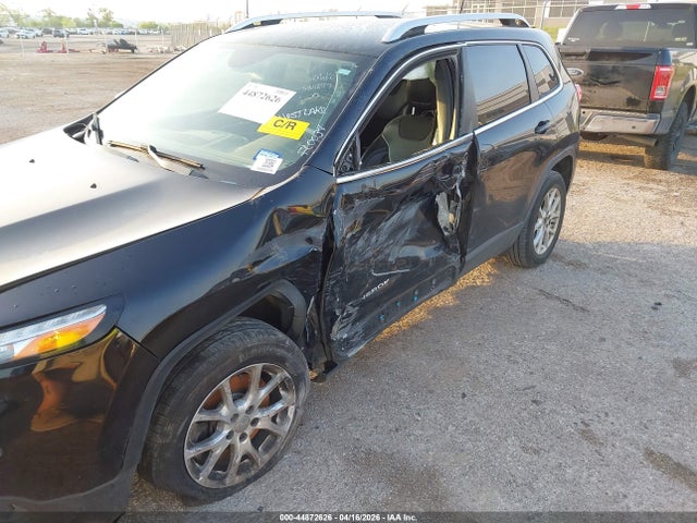 44872626 :رقم المزاد ، 1C4PJLLBXJD584847 vin ، 2018 Jeep Cherokee Latitude Plus Fwd مزاد بيع