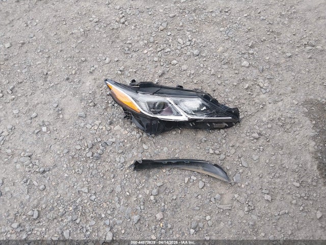 2019 Toyota Camry Se მანქანა იყიდება აუქციონზე, vin: 4T1B11HK1KU792944, აუქციონის ნომერი: 44872629