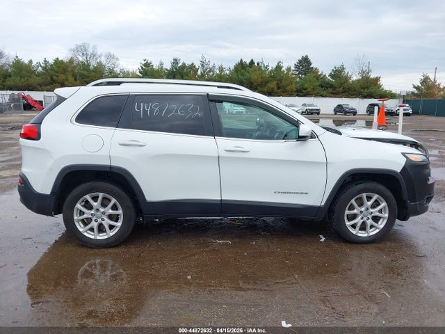 Продаж на аукціоні авто 2016 Jeep Cherokee Latitude, vin: 1C4PJLCS9GW312271, номер лоту: 44872632