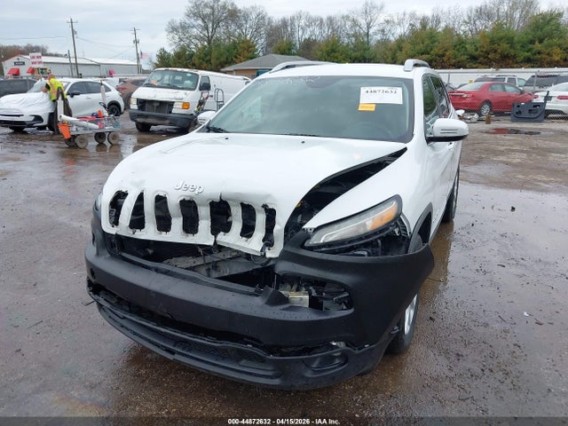Продаж на аукціоні авто 2016 Jeep Cherokee Latitude, vin: 1C4PJLCS9GW312271, номер лоту: 44872632