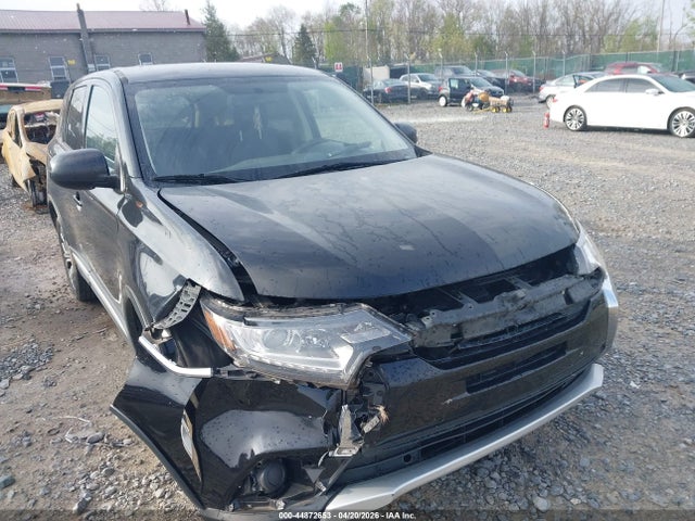 2018 Mitsubishi Outlander Es/le/se/sel მანქანა იყიდება აუქციონზე, vin: JA4AZ3A31JJ001460, აუქციონის ნომერი: 44872653
