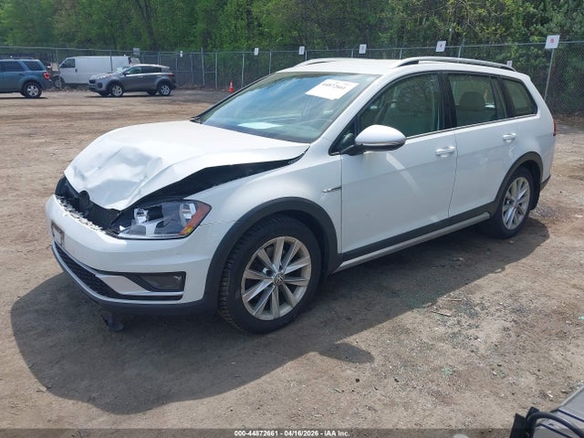 Aukcja sprzedaży 2017 Volkswagen Golf Alltrack Tsi S/tsi Se, vin: 3VWM17AU5HM526946, numer aukcji: 44872661