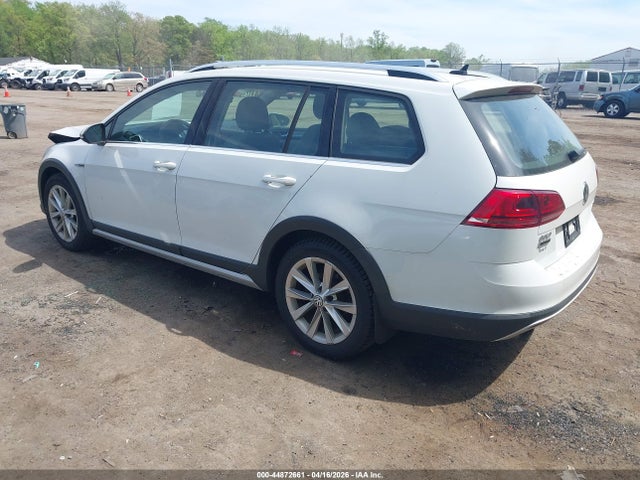Aukcja sprzedaży 2017 Volkswagen Golf Alltrack Tsi S/tsi Se, vin: 3VWM17AU5HM526946, numer aukcji: 44872661