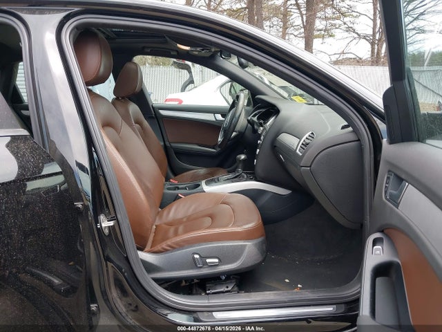 2013 Audi A4 2.0t Premium მანქანა იყიდება აუქციონზე, vin: WAUBFAFL4DN048427, აუქციონის ნომერი: 44872678