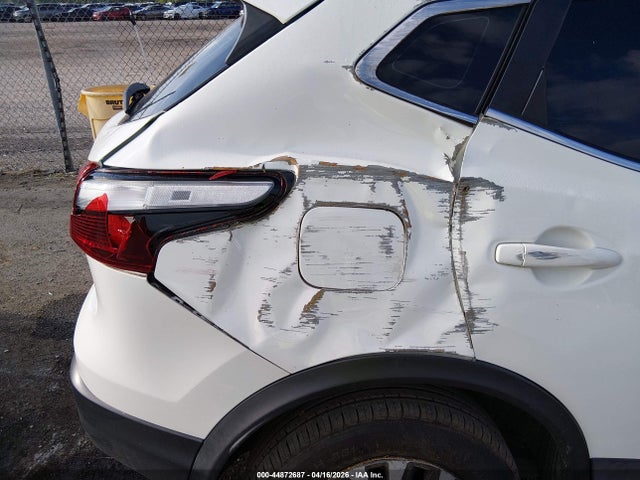 JN1BJ1CP4KW228980 Nissan Rogue Sport S