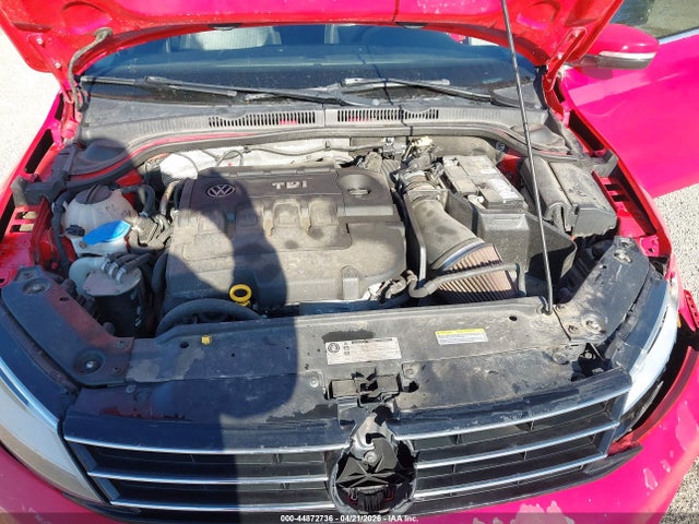 44872736 :رقم المزاد ، 3VW3A7AJ0FM275252 vin ، 2015 Volkswagen Jetta 2.0l Tdi Se مزاد بيع