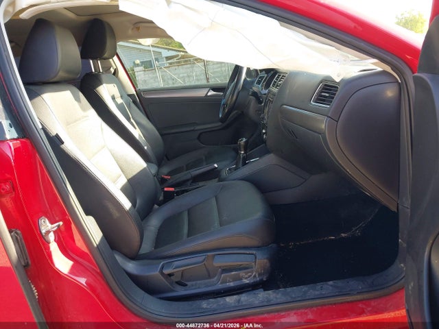 44872736 :رقم المزاد ، 3VW3A7AJ0FM275252 vin ، 2015 Volkswagen Jetta 2.0l Tdi Se مزاد بيع