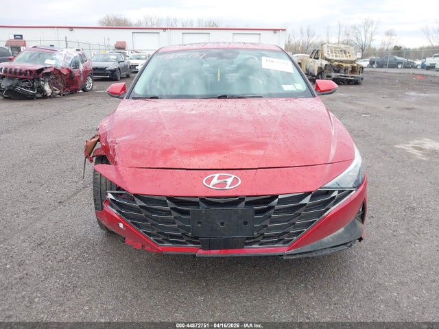 2022 Hyundai Elantra Limited მანქანა იყიდება აუქციონზე, vin: KMHLP4AG2NU357493, აუქციონის ნომერი: 44872751