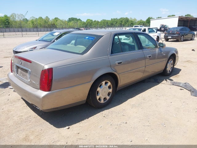 2000 Cadillac Deville Standard მანქანა იყიდება აუქციონზე, vin: 1G6KD54Y2YU201576, აუქციონის ნომერი: 44872772
