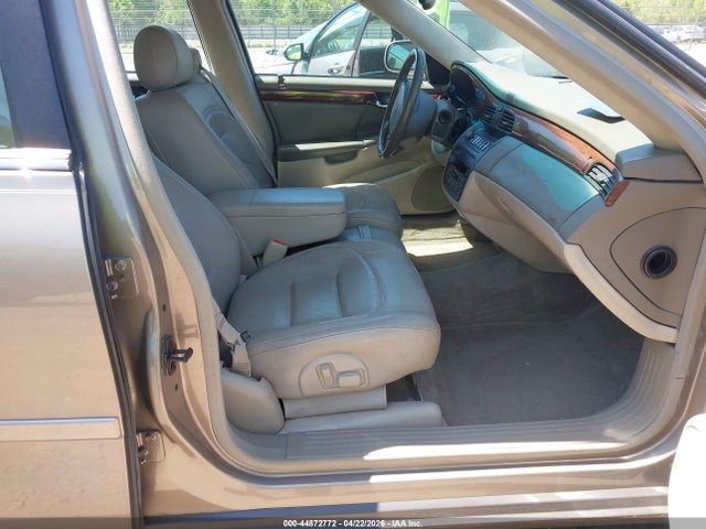 2000 Cadillac Deville Standard მანქანა იყიდება აუქციონზე, vin: 1G6KD54Y2YU201576, აუქციონის ნომერი: 44872772