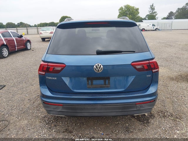 2018 Volkswagen Tiguan 2.0t S მანქანა იყიდება აუქციონზე, vin: 3VV1B7AX9JM073029, აუქციონის ნომერი: 44872787