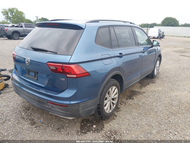 2018 Volkswagen Tiguan 2.0t S მანქანა იყიდება აუქციონზე, vin: 3VV1B7AX9JM073029, აუქციონის ნომერი: 44872787