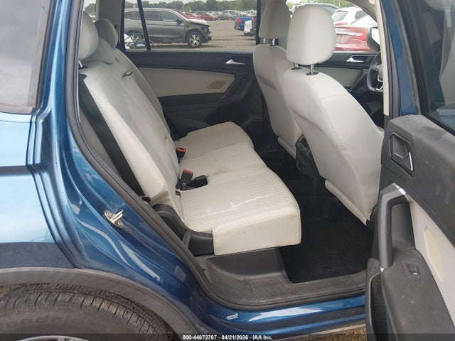 2018 Volkswagen Tiguan 2.0t S მანქანა იყიდება აუქციონზე, vin: 3VV1B7AX9JM073029, აუქციონის ნომერი: 44872787