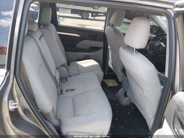 Aukcja sprzedaży 2018 Toyota Highlander Le, vin: 5TDBZRFH6JS892799, numer aukcji: 44872788