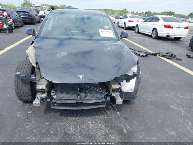 2024 Tesla Model 3 Long Range Dual Motor All-wheel Drive/rear-wheel Drive მანქანა იყიდება აუქციონზე, vin: 5YJ3E1EA7RF745087, აუქციონის ნომერი: 44872794