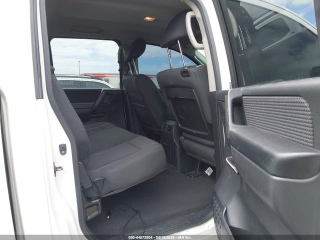 2010 Nissan Titan Se მანქანა იყიდება აუქციონზე, vin: 1N6AA0ED8AN315773, აუქციონის ნომერი: 44872804