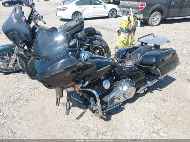 Harley-Davidson Fltrx Road Glide 2015 1HD1KHM17FB644333 Image 2