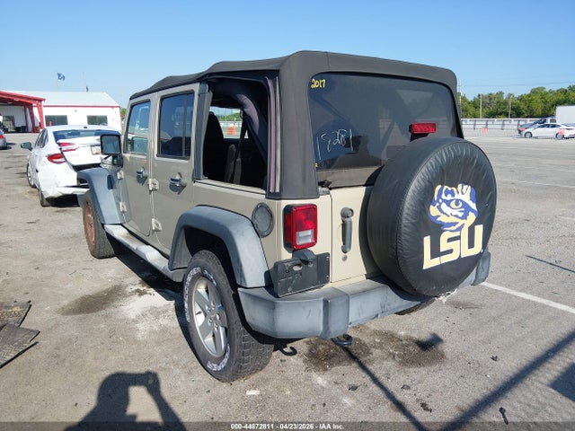 1C4BJWDG0HL690195 Jeep Wrangler Unlimited Sport 4x4