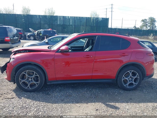 Продажа на аукционе авто 2018 Alfa Romeo Stelvio Sport Awd, vin: ZASFAKPN6J7B61828, номер лота: 44872832