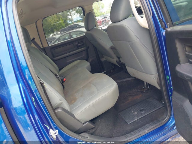 Продажа на аукционе авто 2017 Ram 1500 Express  4x4 5'7 Box, vin: 3C6RR7KT6HG575327, номер лота: 44872837