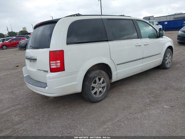 2010 CHRYSLER TOWN & COUNTRY 2A4RR5D13AR214558 Photo 3
