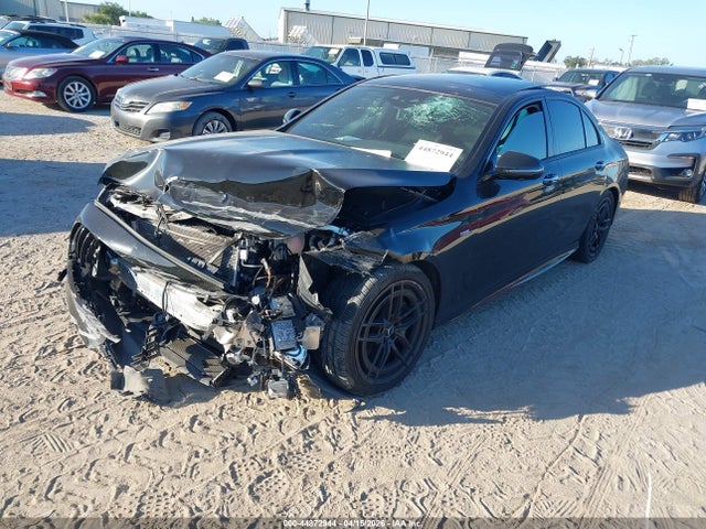 44872944 :رقم المزاد ، W1KZF6BB7NB057370 vin ، 2022 Mercedes-benz Amg E 53 4matic مزاد بيع
