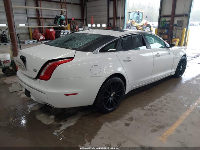 44872974 :رقم المزاد ، SAJWJ2GD2F8V83338 vin ، 2015 Jaguar Xj Xjl Portfolio مزاد بيع