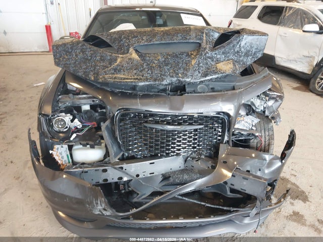 Продаж на аукціоні авто 2017 Chrysler 300 300s Awd, vin: 2C3CCAGG5HH648524, номер лоту: 44872982