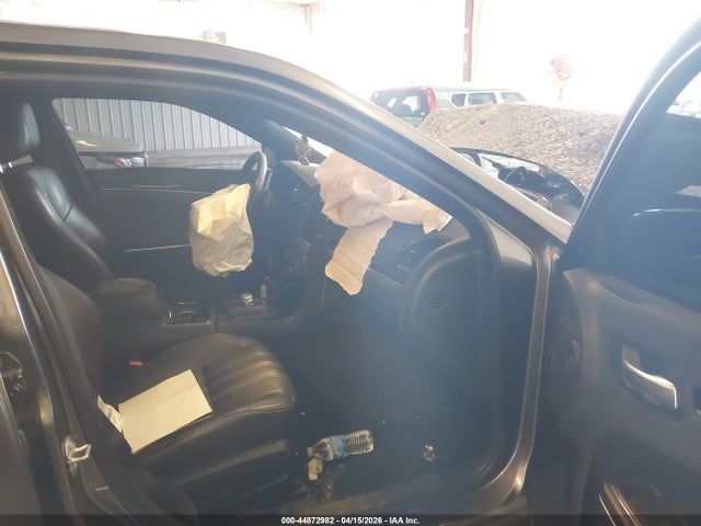 Продаж на аукціоні авто 2017 Chrysler 300 300s Awd, vin: 2C3CCAGG5HH648524, номер лоту: 44872982