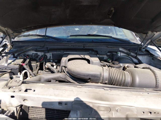 Продажа на аукционе авто 2002 Ford Expedition Xlt, vin: 1FMPU16L22LA55248, номер лота: 44873001