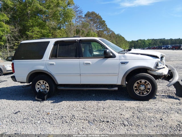 Продажа на аукционе авто 2002 Ford Expedition Xlt, vin: 1FMPU16L22LA55248, номер лота: 44873001